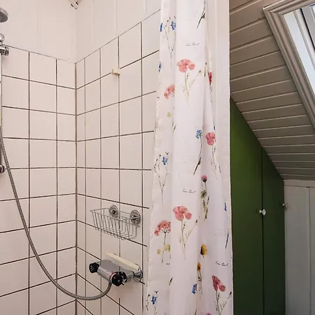 Semesterbostad 6 Person In *